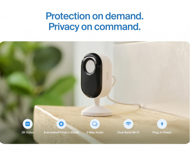 Arlo Essential Indoor (3rd Gen) – AI камера відеоспостереження для дому